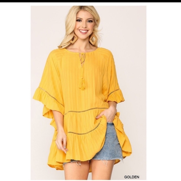 BUTTERFLY RUFFLE -GOLDEN PONCHO STYLE TOP- - Picture 3 of 8